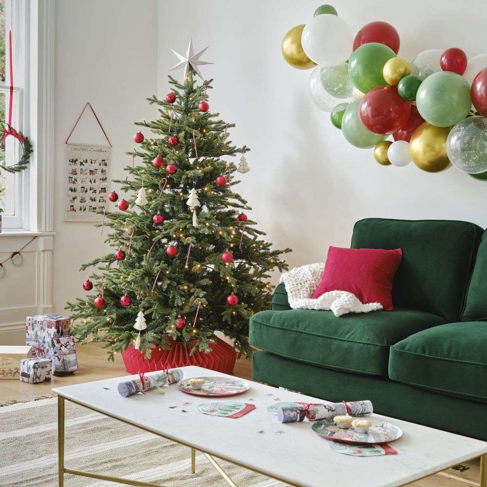 Christmas Tree Red Honeycomb Skirt Decoration with Balloons Home Decor