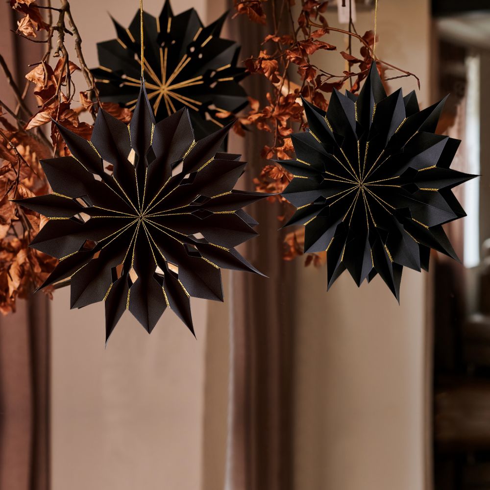 Gold Edge Holly Black Snowflake Ornaments