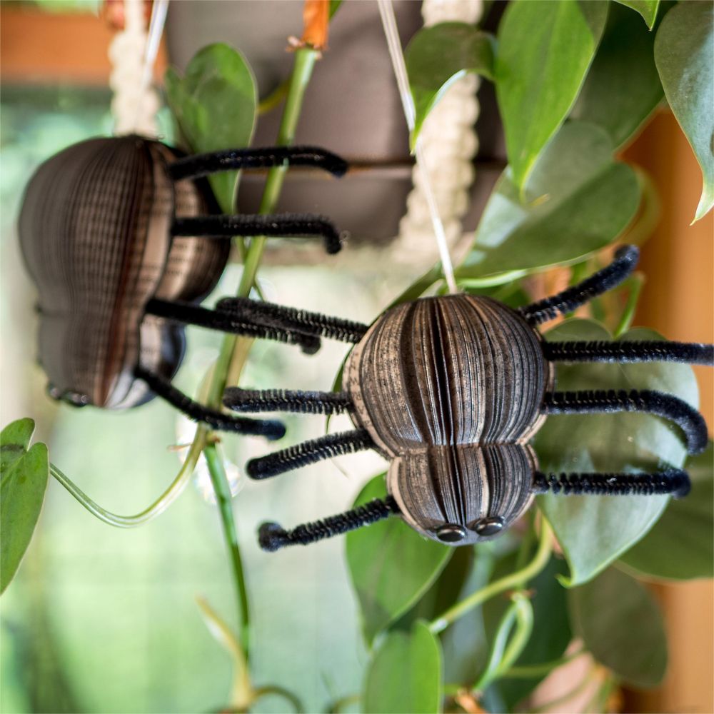 Spider Halloween Deco Scary Decor Spider Book Page Crafts