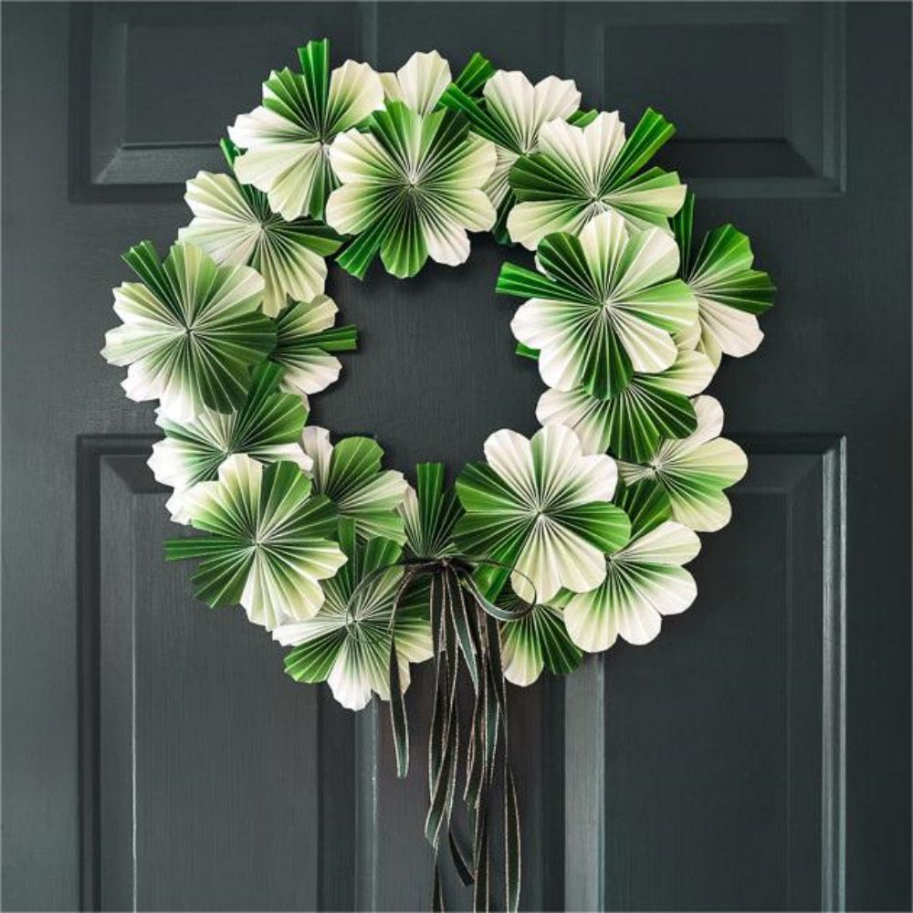 Accordion St. Patrick's Day Wreath Green Gradient Wreath Crafts