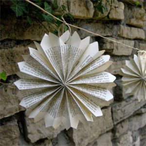 Custom Paper Rosette Garland Book Page Paper Fan Garland Literary for Wedding Christmas Decorations