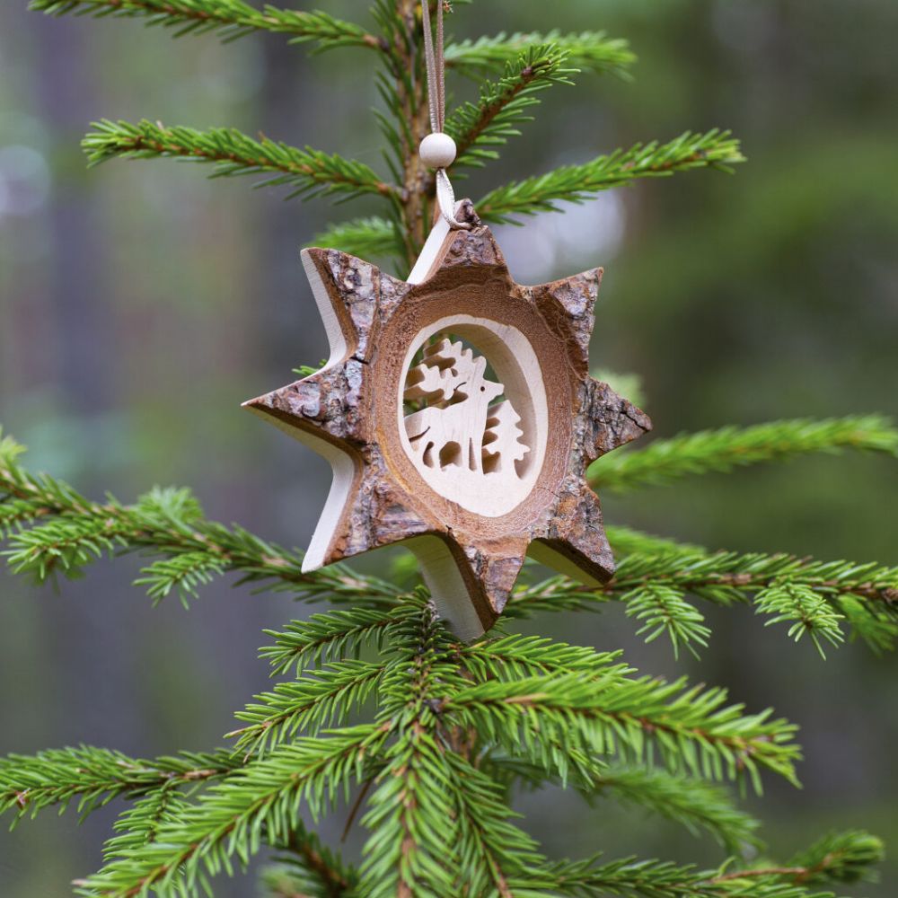Tailored Wooden Christmas Tree Ornament Supplier for Personalized Decor