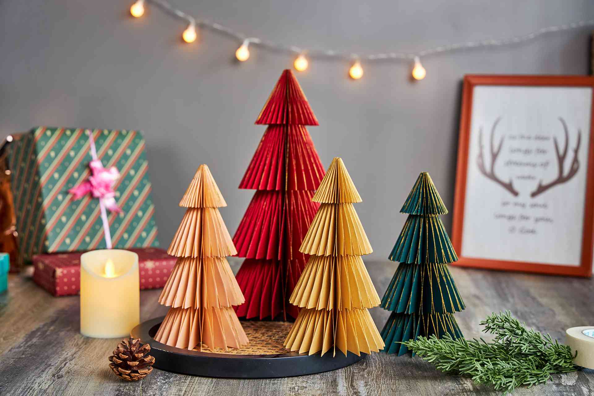 Christmas Tree Honeycomb Centerpieces
