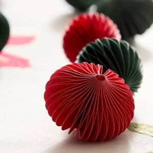 Alt image 2 for Paper Table Scatter