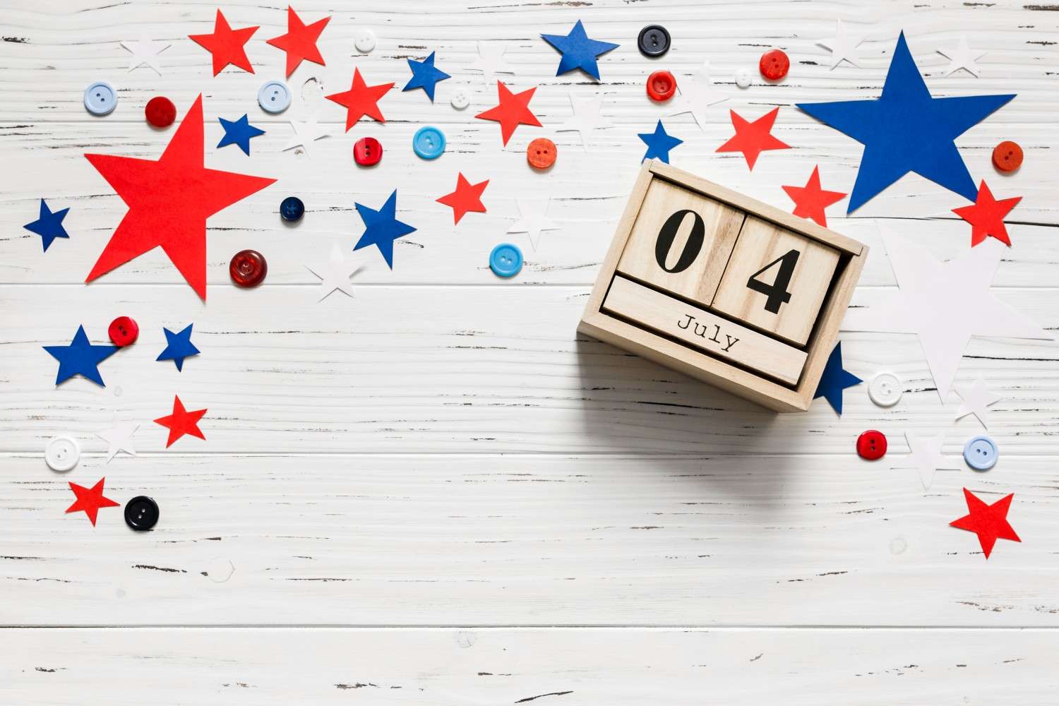 Independence Day Table Confetti