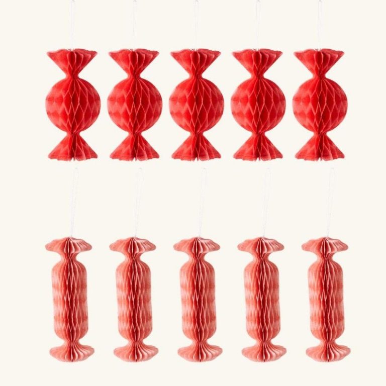 Paper pompons _ Paper. 10 x 9.5 x 4