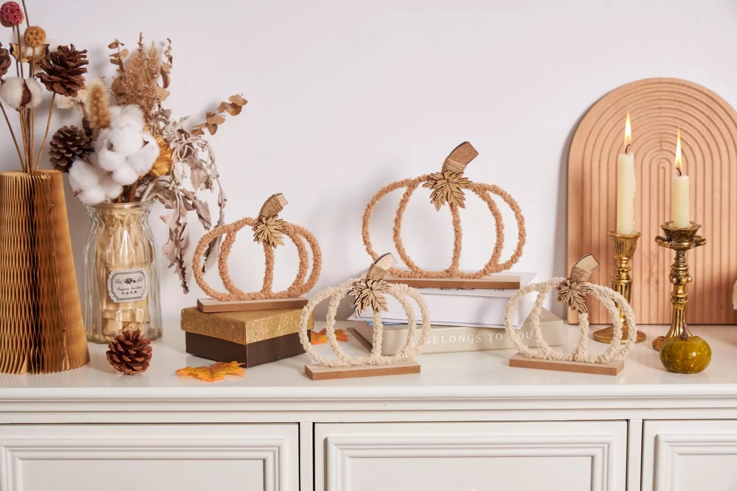 Farmhouse yarn pumpkin wooden table fall decor